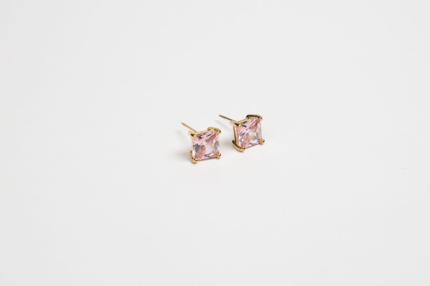 Елегантни обеци “Crystal Squares” S925