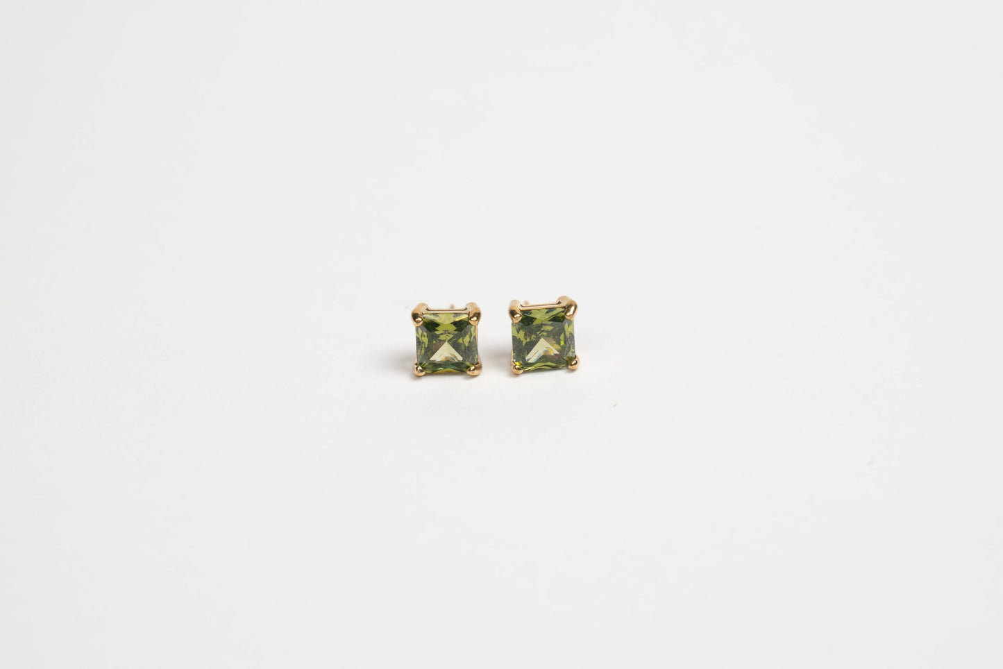 Елегантни обеци “Crystal Squares” S925