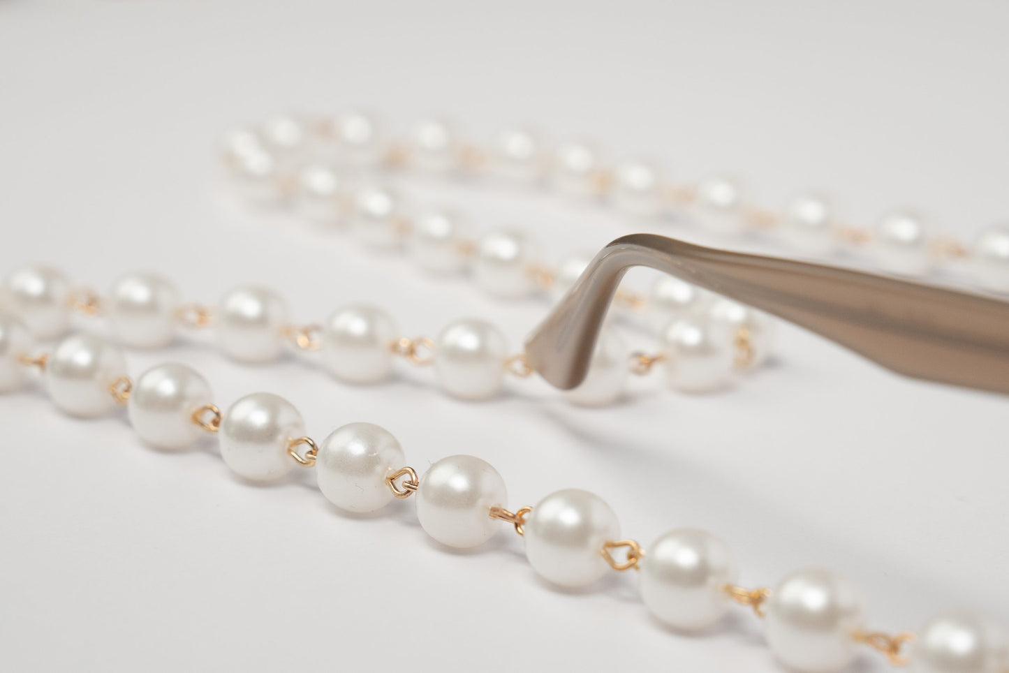 Връзка за очила “Pure Pearl”