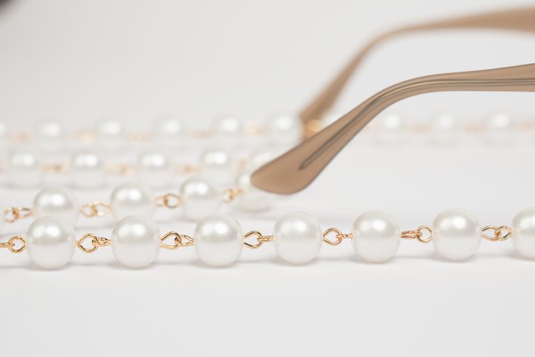 Връзка за очила “Pure Pearl”